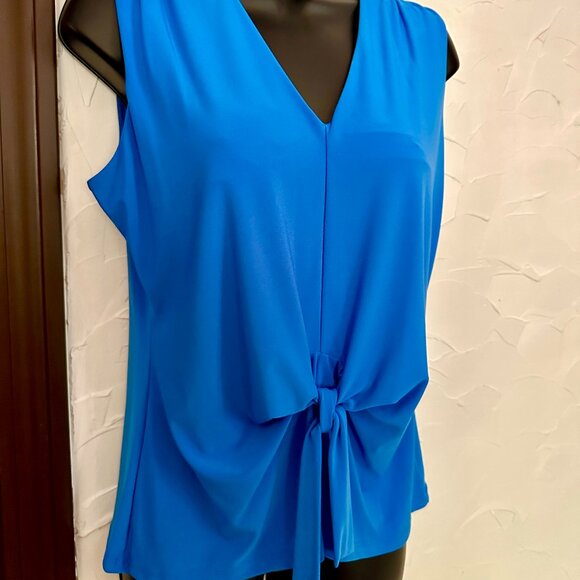 NWT Clara Sunwoo Brilliant Blue V-Neck Front Tie Sleeveless Soft Knit Top (Med) - Picture 3 of 8